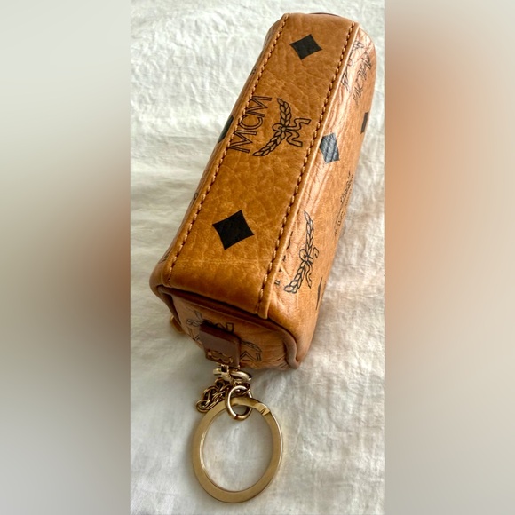 👑✅PRICE FIRM✅AUTHENTIC RARE MCM Visetos Wallet Key Pouch - Picture 10 of 17